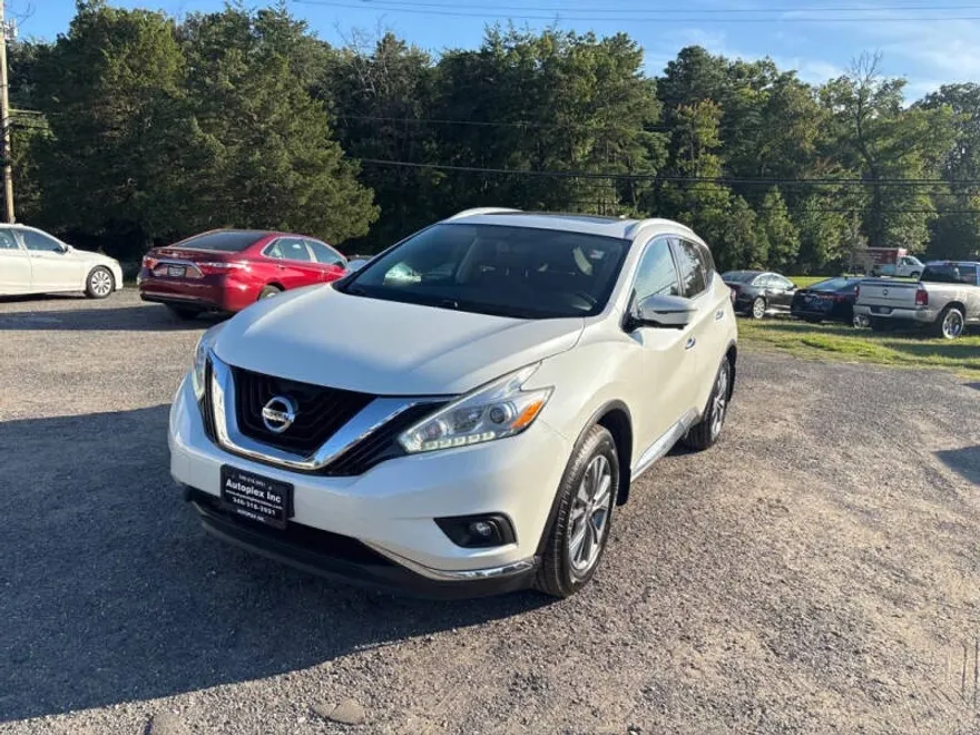 2017 Nissan Murano SL photo 1