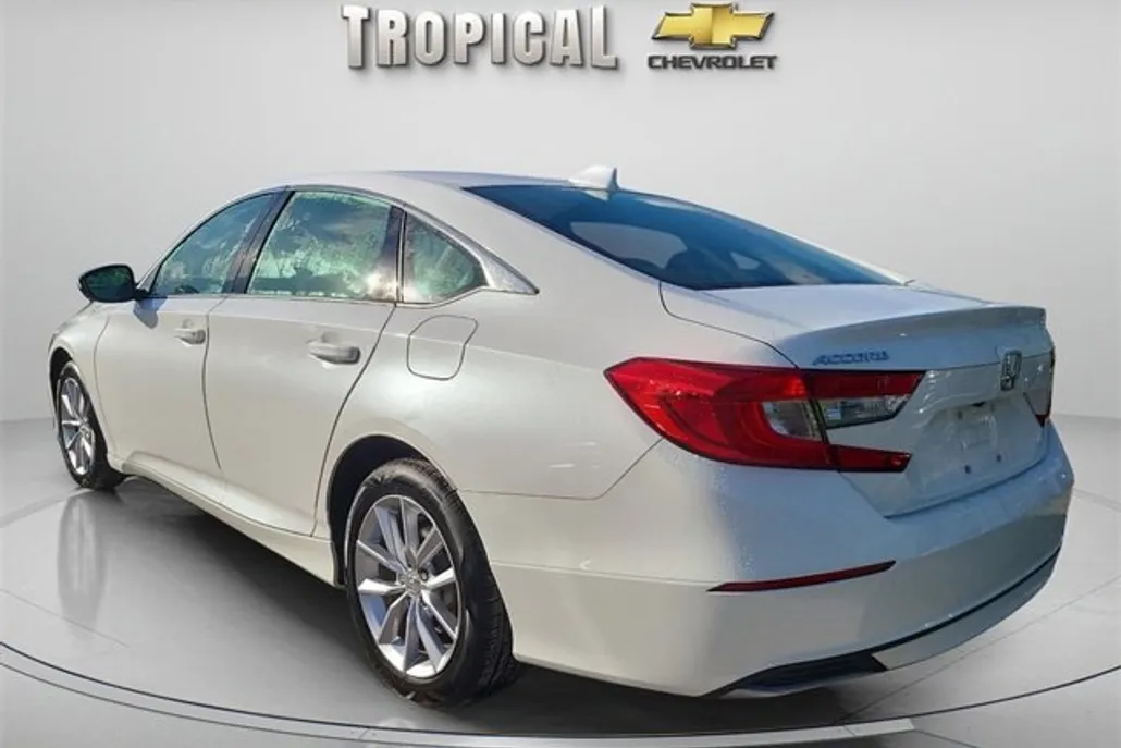 2021 Honda Accord LX photo 1