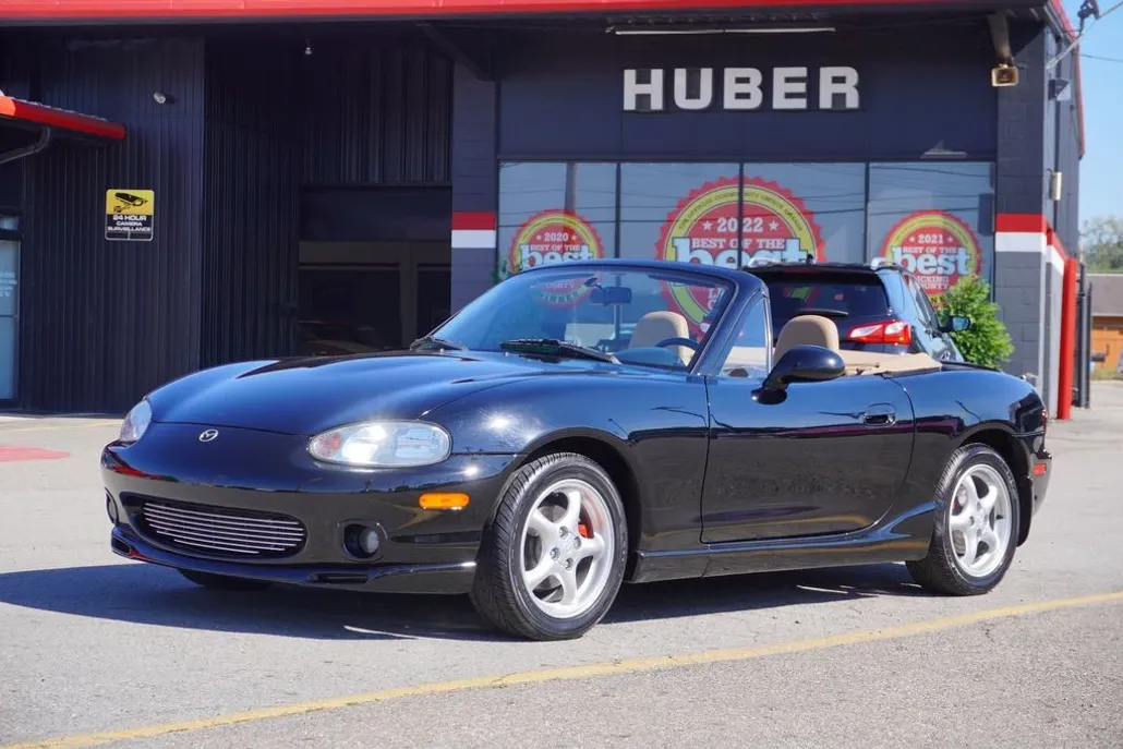 1999 Mazda MX-5 Miata Miata Touring photo 1