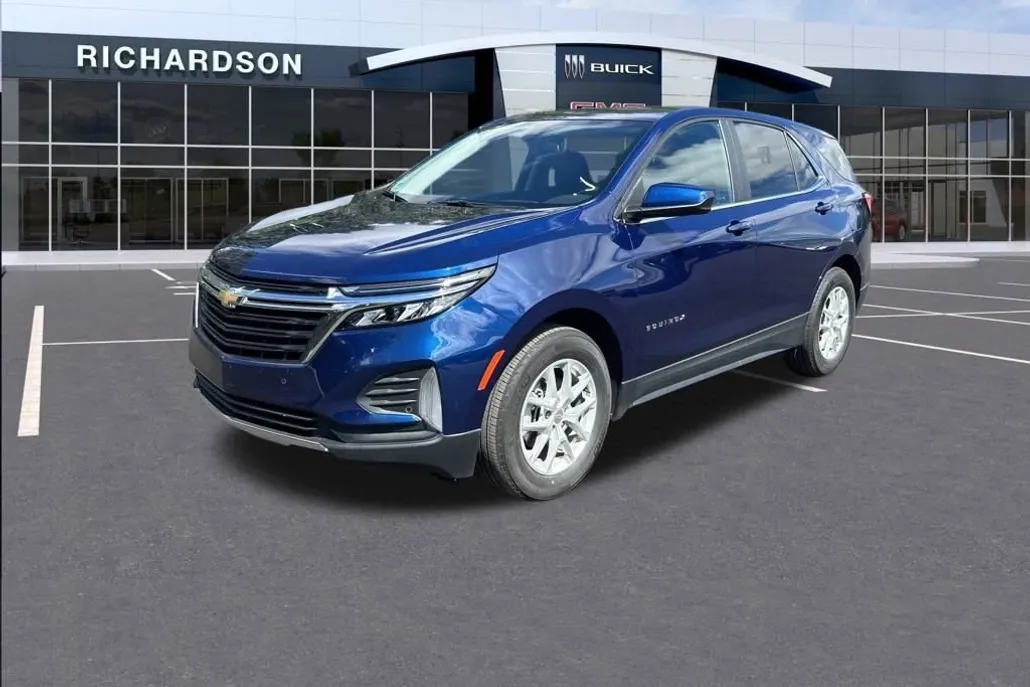 2022 Chevrolet Equinox LT photo 1