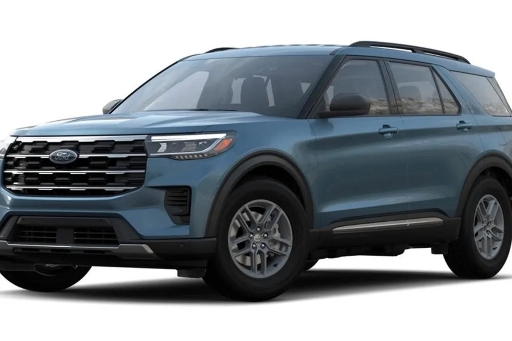 2025 Ford Explorer photo 1