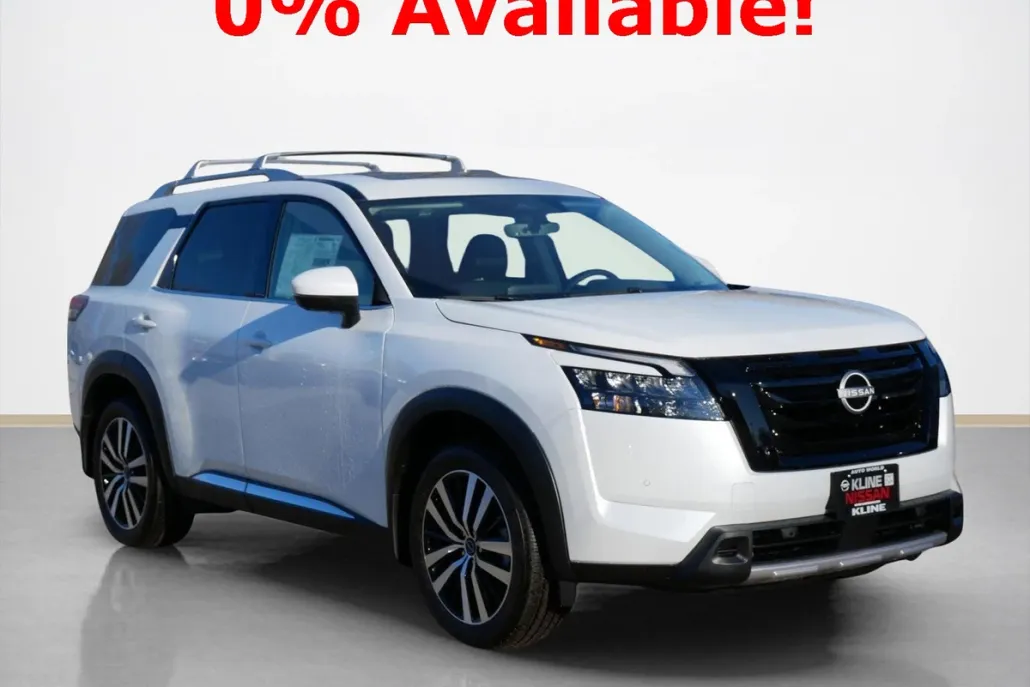 2025 Nissan Pathfinder Platinum photo 1