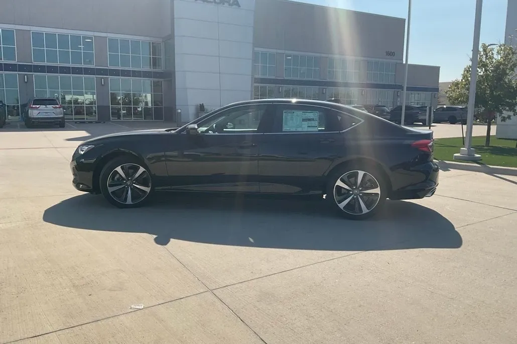 2025 Acura TLX Technology photo 1
