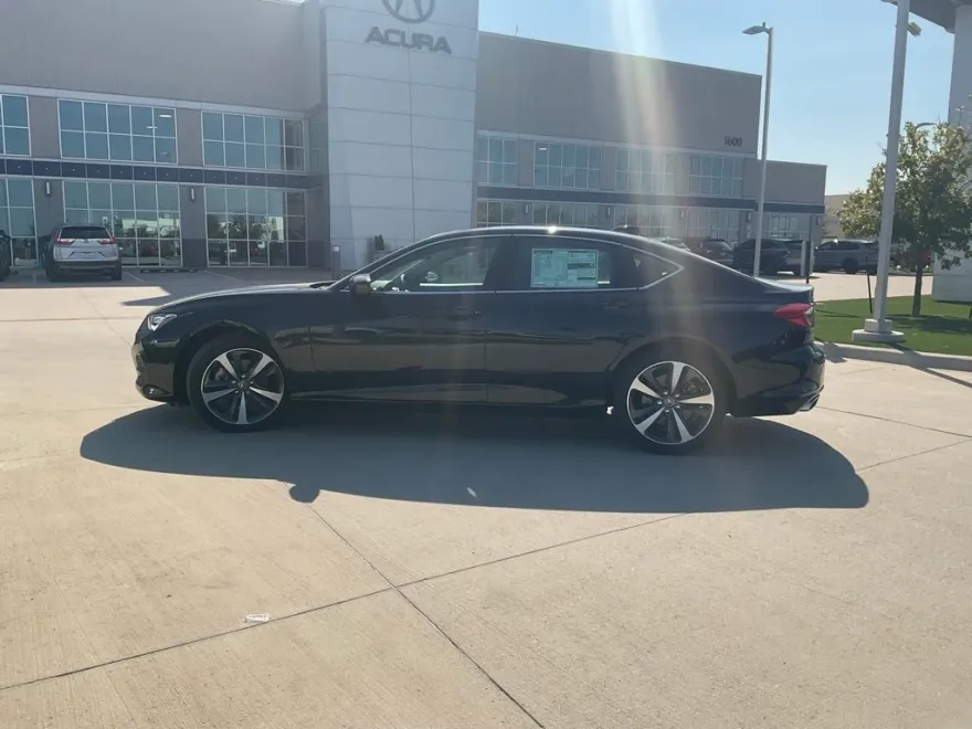2025 Acura TLX Technology photo 1