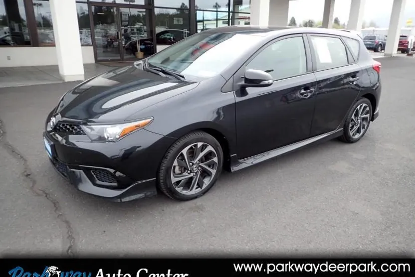 2018 Toyota Corolla iM photo 1