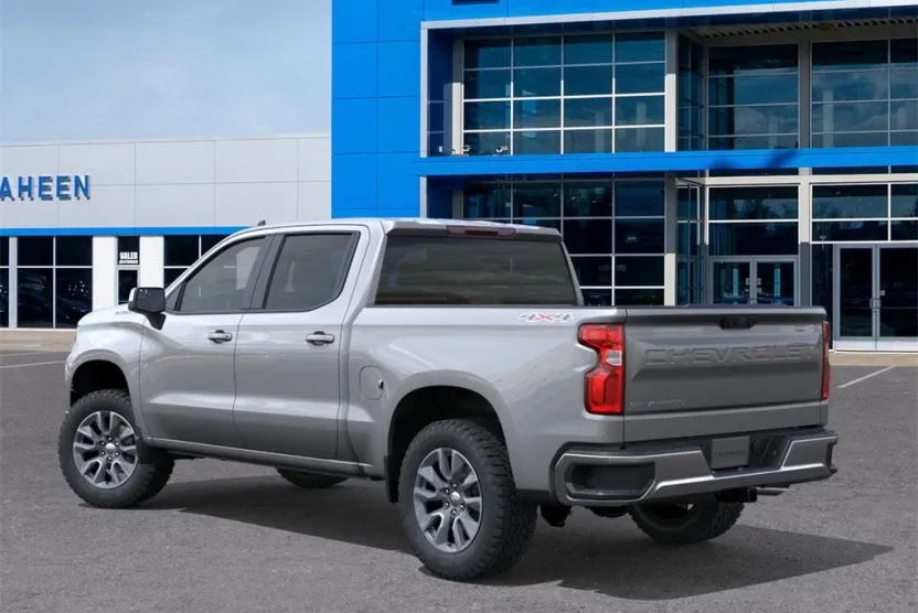 2026 Chevrolet Silverado 1500 LT photo 1