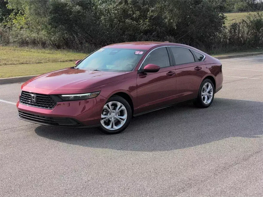 2025 Honda Accord LX photo 1