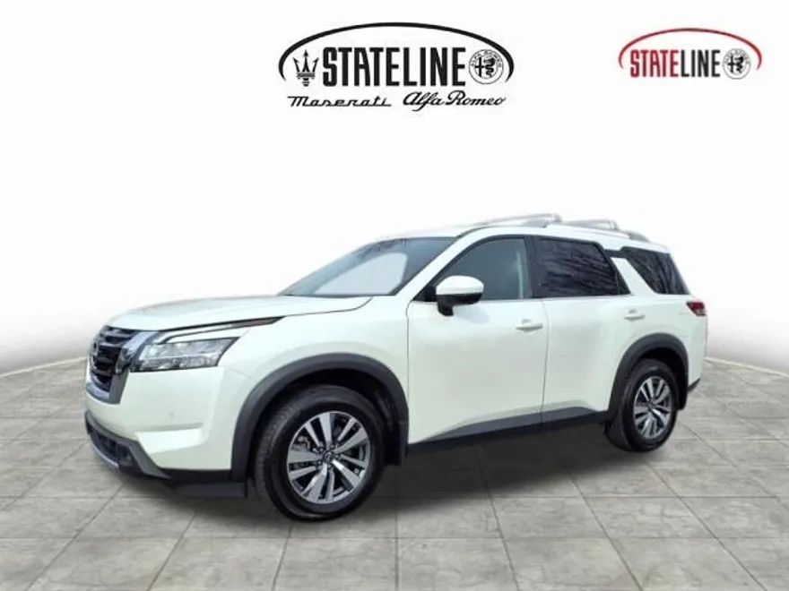 2023 Nissan Pathfinder SL photo 1