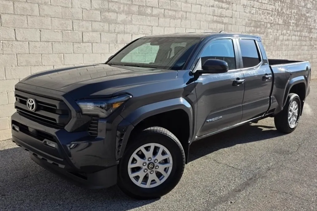 2024 Toyota Tacoma SR5 Double Cab photo 1