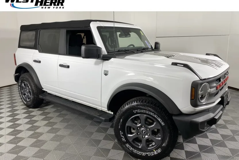 2022 Ford Bronco Big Bend photo 1