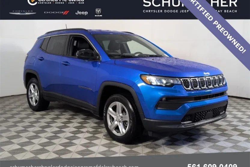 2023 Jeep Compass Latitude photo 1