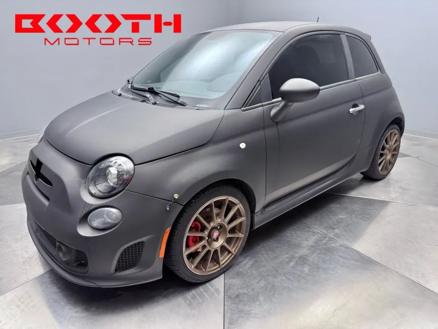 2013 Fiat 500 Abarth photo 1