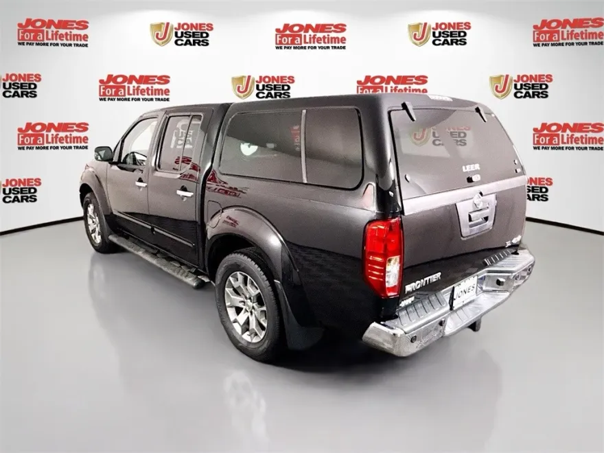 2019 Nissan Frontier SL photo 1