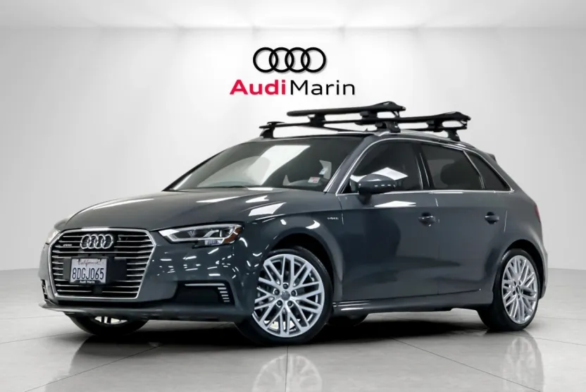 2018 Audi A3 E-tron Premium Plus photo 1