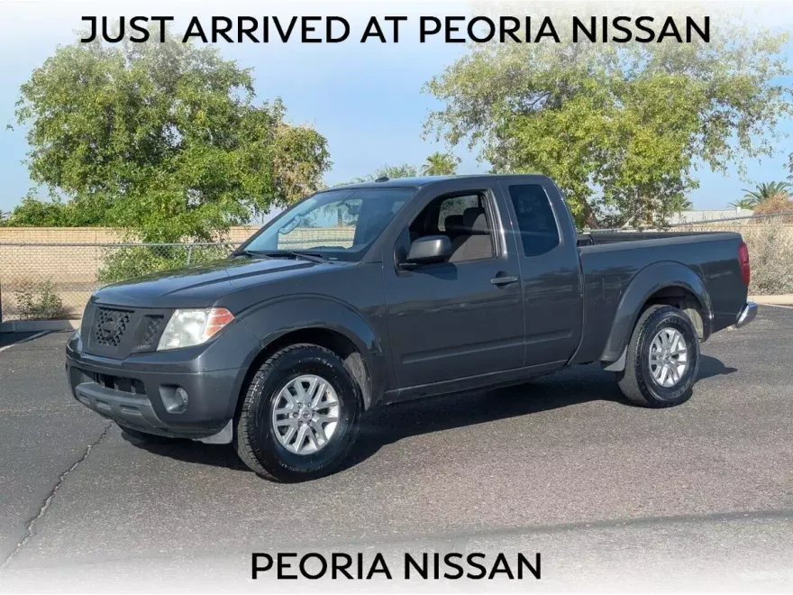 2014 Nissan Frontier SV photo 1