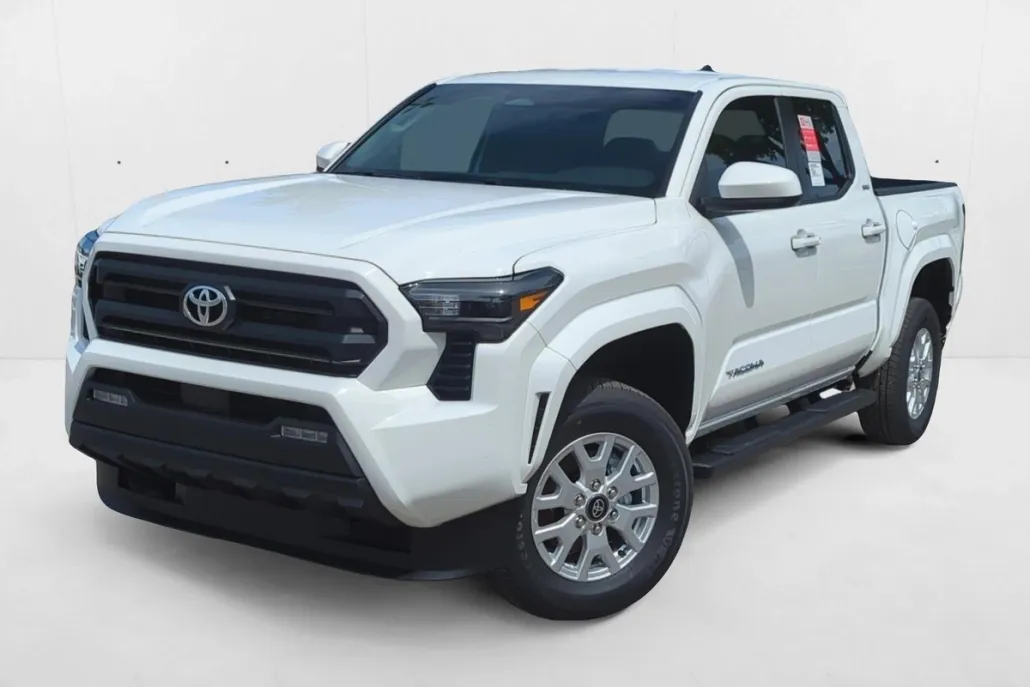 2024 Toyota Tacoma SR5 Double Cab photo 1