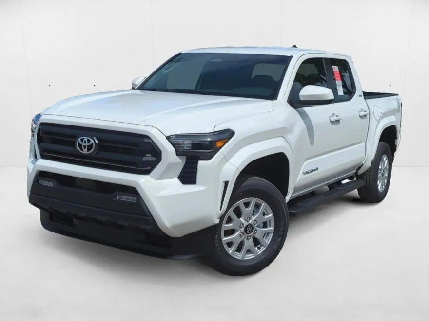 2024 Toyota Tacoma SR5 Double Cab photo 1