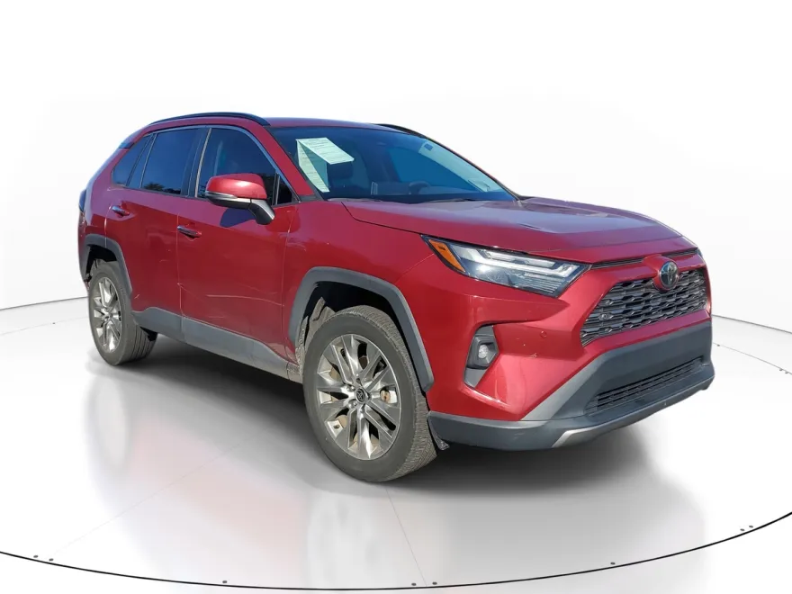 2022 Toyota RAV4 Limited photo 1