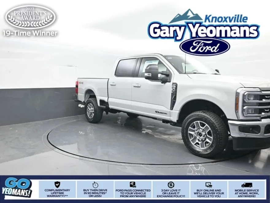2025 Ford F-350 Lariat photo 1