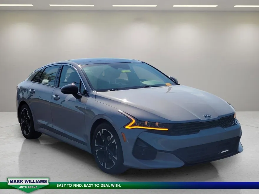 2021 Kia K5 GT-Line photo 1