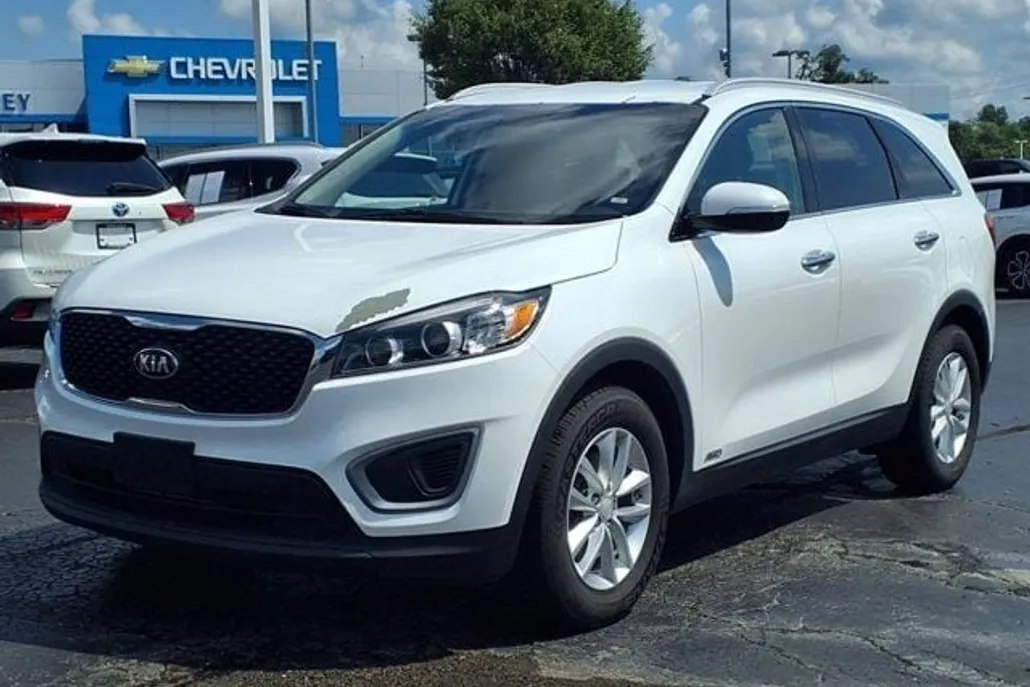 2016 Kia Sorento LX photo 1