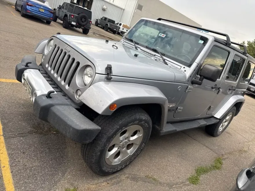 2015 Jeep Wrangler Unlimited Sahara photo 1