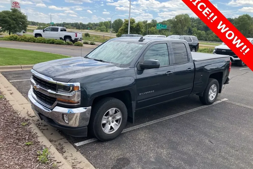 2018 Chevrolet Silverado 1500 LT photo 1