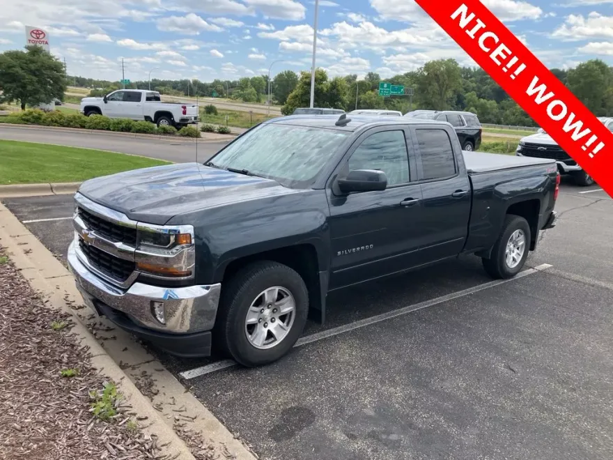 2018 Chevrolet Silverado 1500 LT photo 1