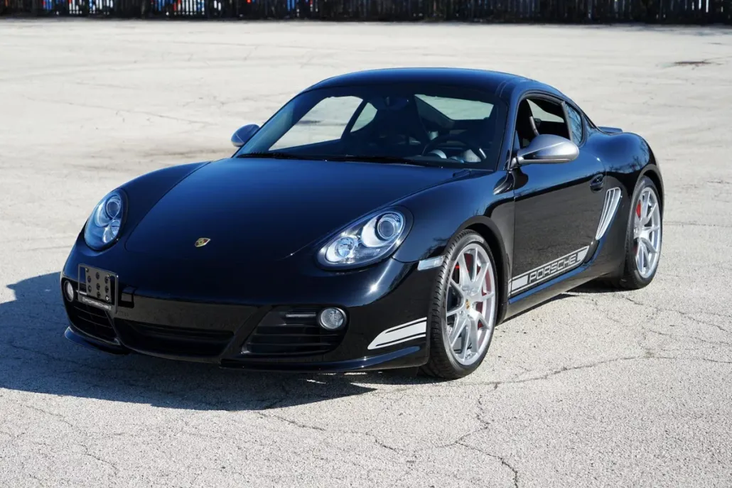 2012 Porsche Cayman R photo 1