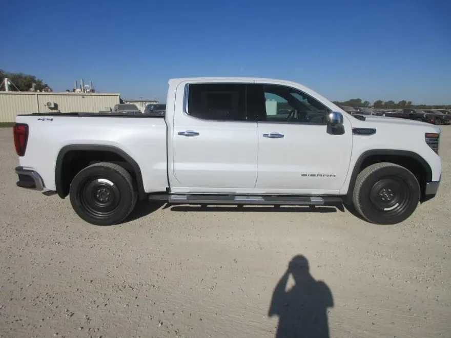 2026 Gmc Sierra 1500 photo 1