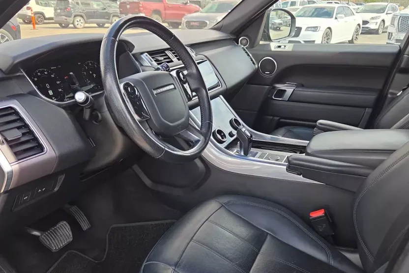 2019 Land Rover Range Rover Sport HSE photo 1