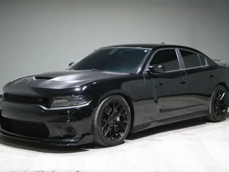 2019 Dodge Charger Scat Pack photo 1