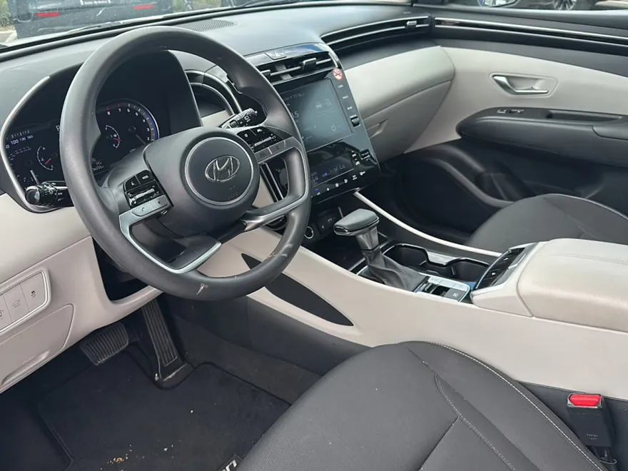 2024 Hyundai Tucson SEL photo 1