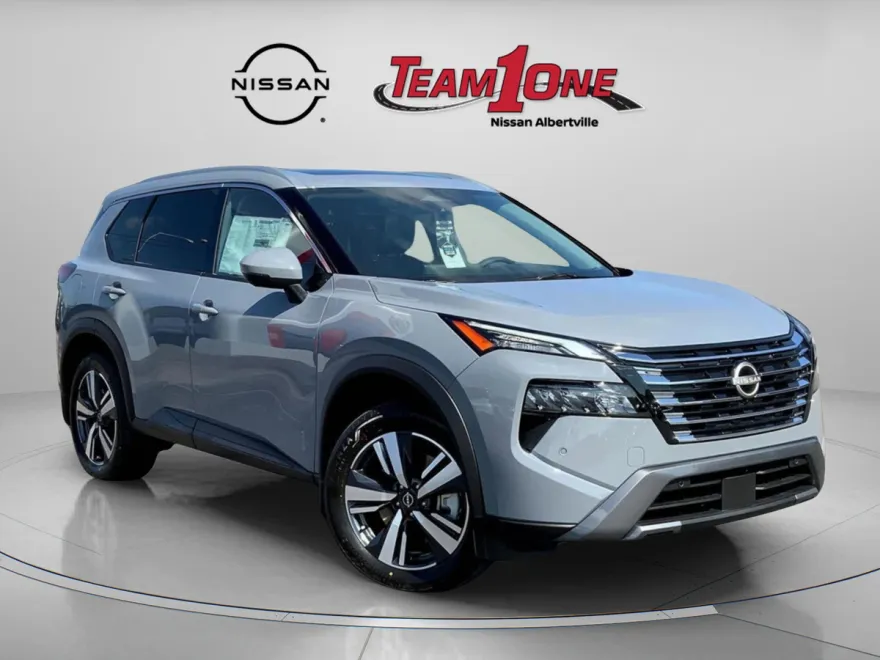 2025 Nissan Rogue SL photo 1