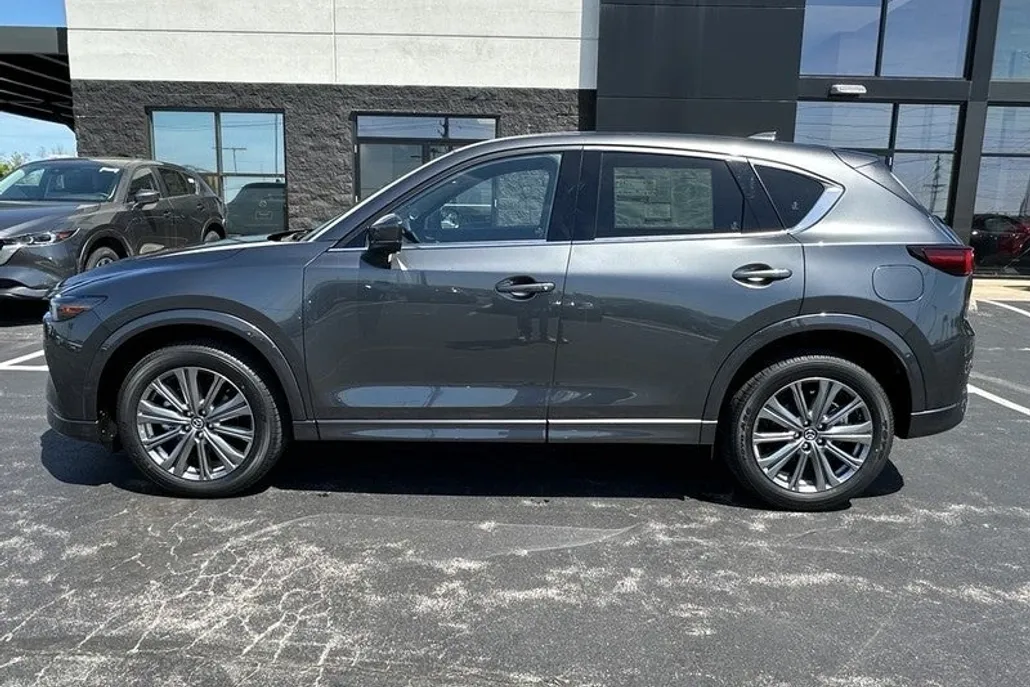 2025 Mazda CX-5 2.5 Turbo Signature photo 1