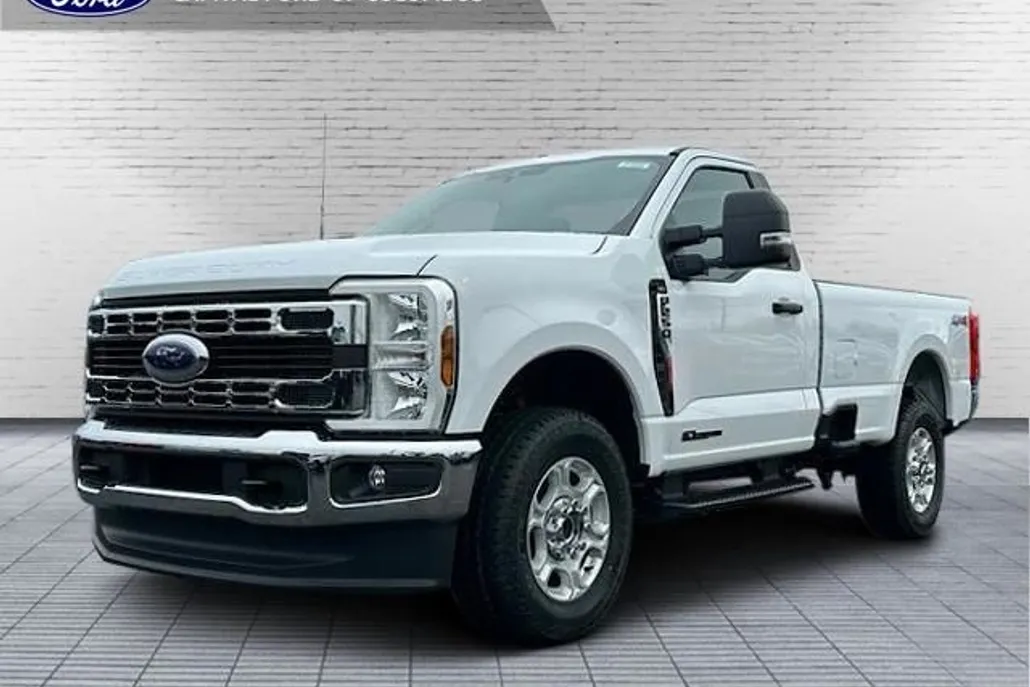 2025 Ford F-250 XLT photo 1