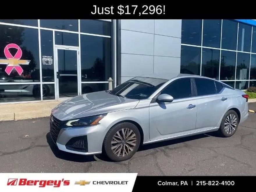 2023 Nissan Altima 2.5 SV photo 1