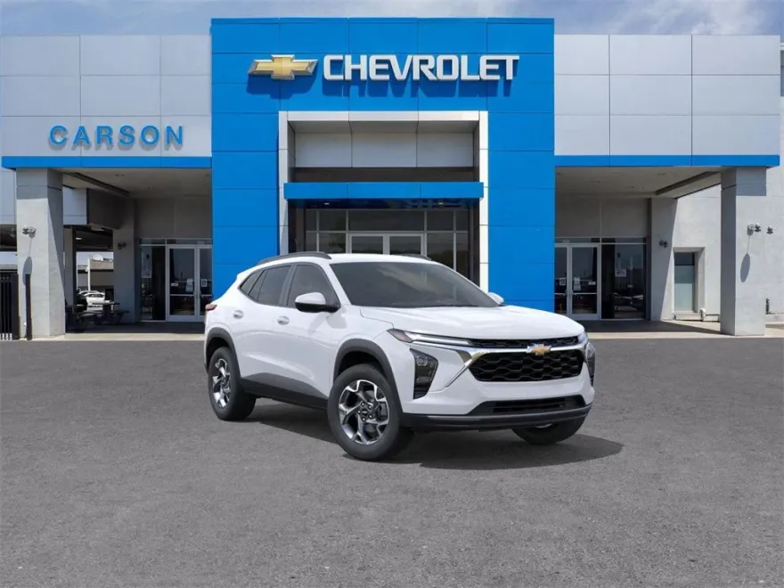 2025 Chevrolet Trax LT photo 1