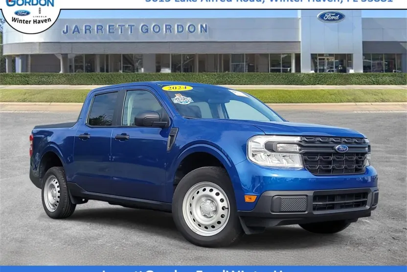 2024 Ford Maverick XL photo 1