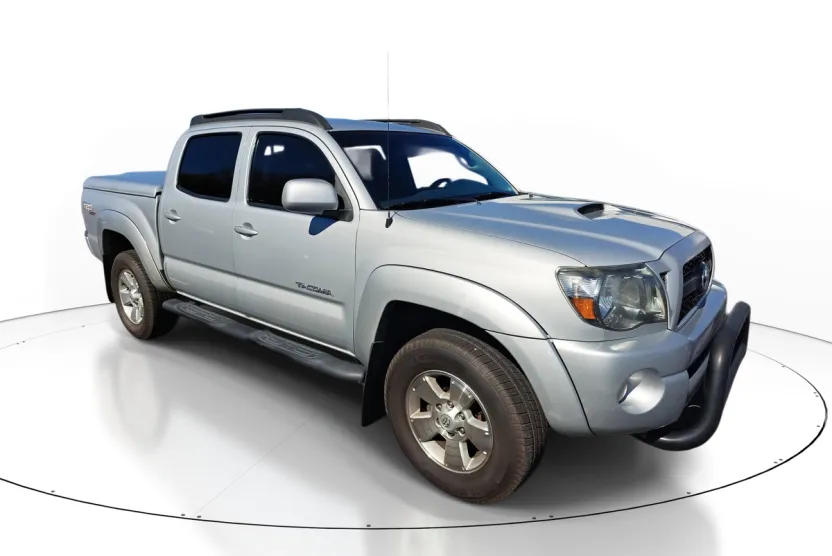 2011 Toyota Tacoma PreRunner V6 photo 1