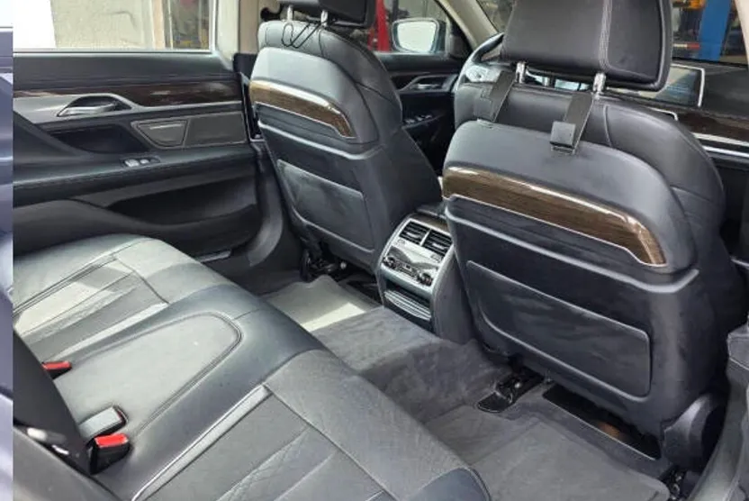 2017 Bmw 740i xDrive photo 1