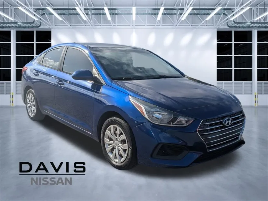 2019 Hyundai Accent SE photo 1