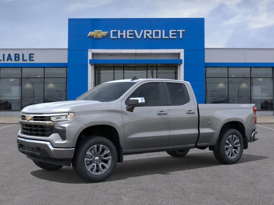 2026 Chevrolet Silverado 1500 LT photo 1