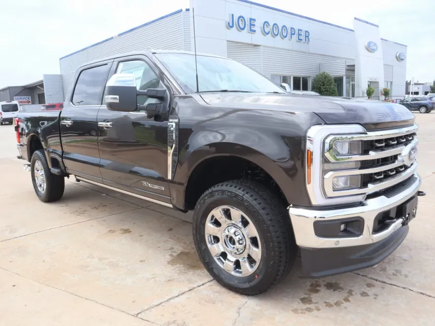 2025 Ford F-250 King Ranch photo 1