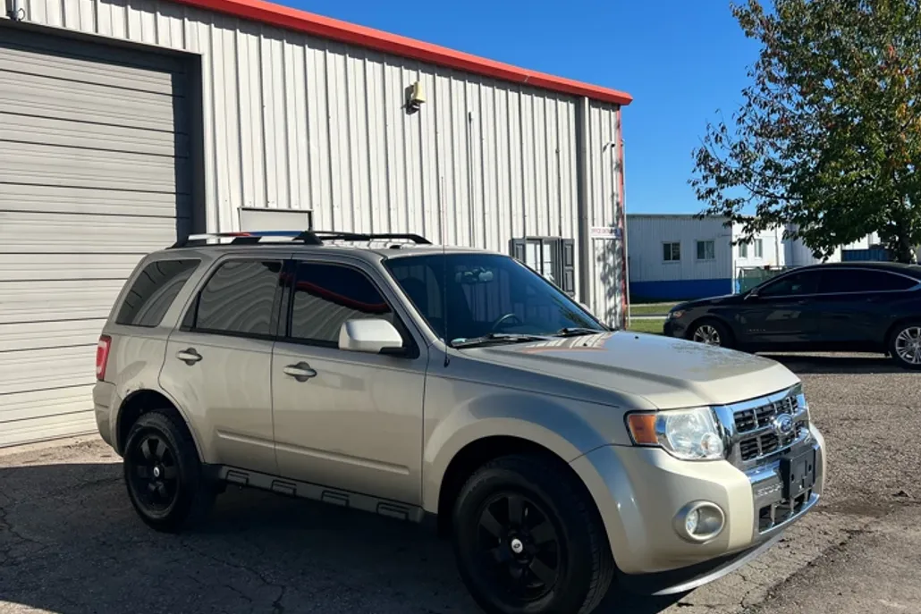 2012 Ford Escape Limited photo 1