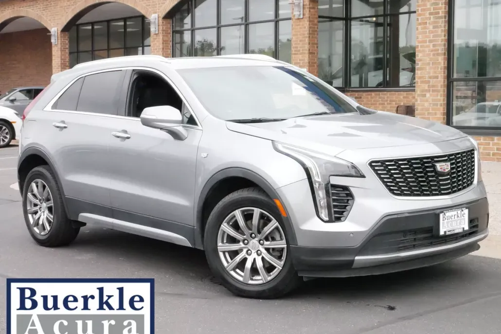 2023 Cadillac XT4 Premium Luxury photo 1