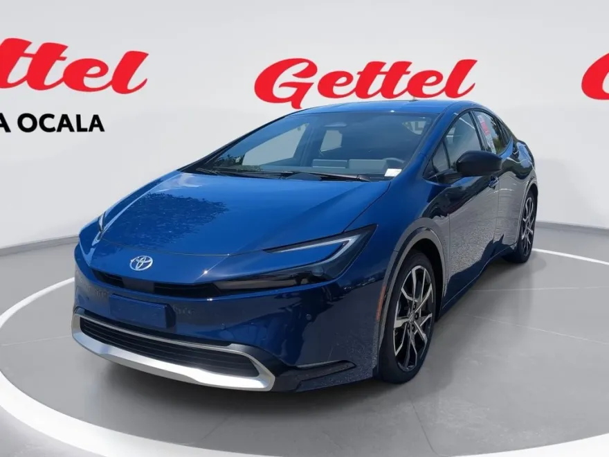 2025 Toyota Prius Plug-in Hybrid XSE photo 1