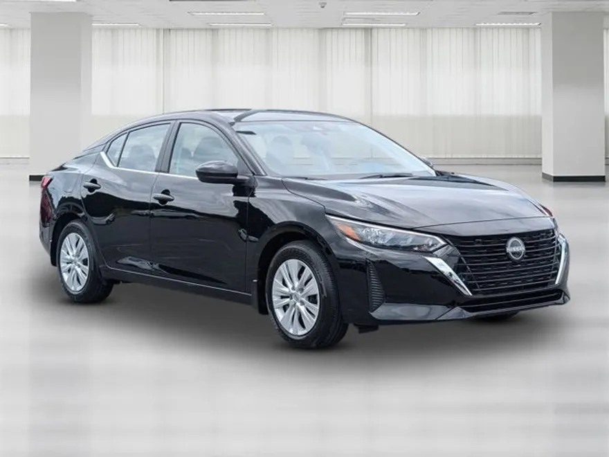 2025 Nissan Sentra S photo 1