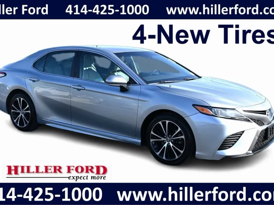 2018 Toyota Camry L photo 1