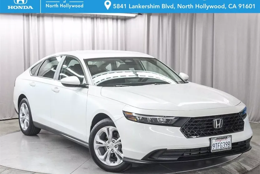 2025 Honda Accord LX photo 1